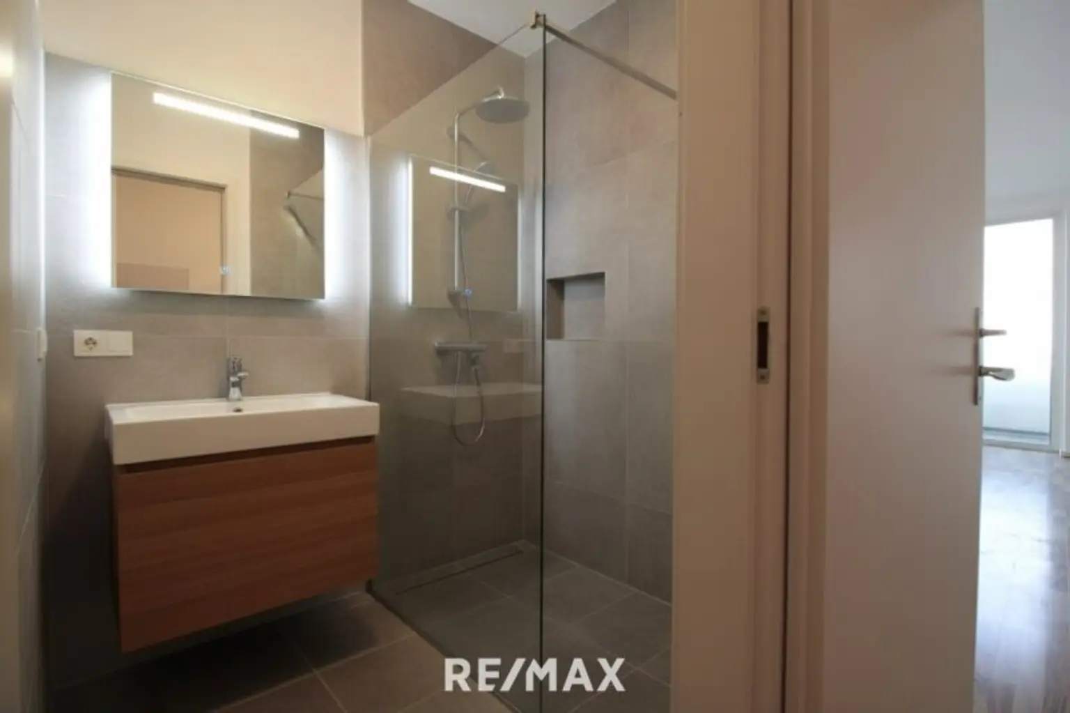 Badezimmer KI generiert