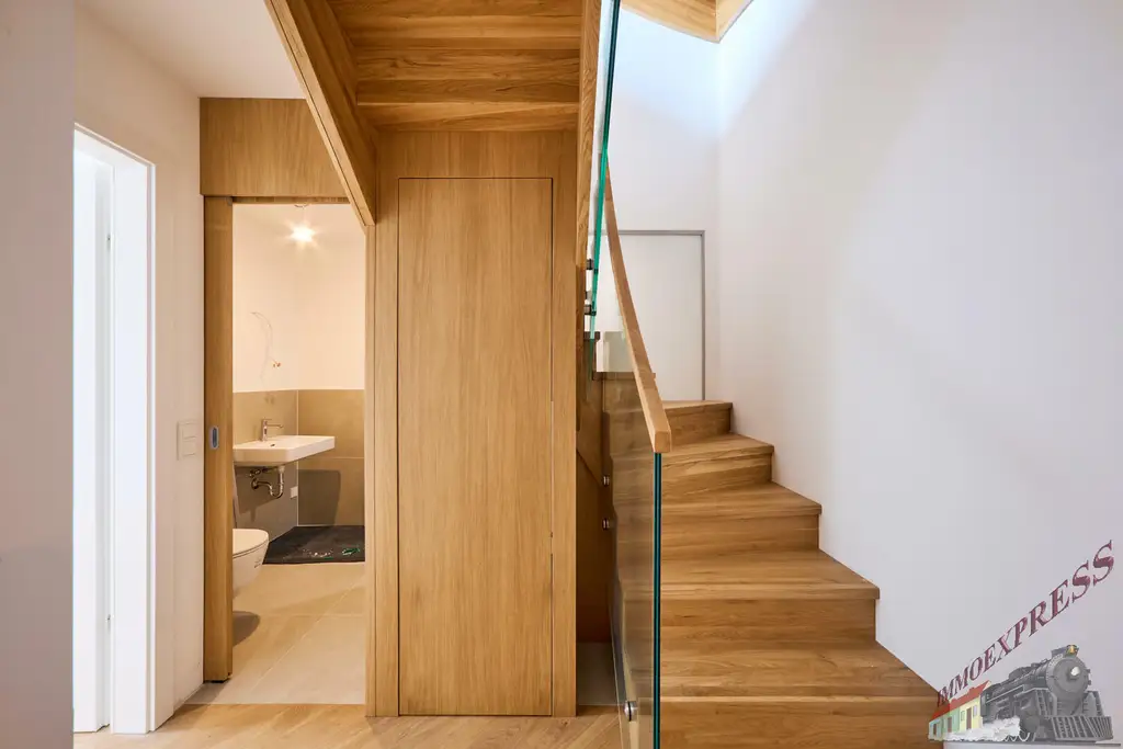 Großzügige 3-Zimmer-DG-Wohnung mit 41 m² Terrasse Panoramaterrasse
