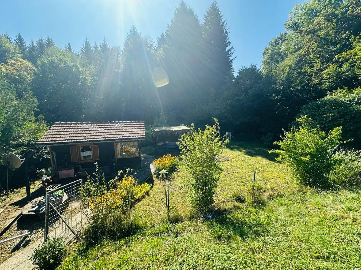 Idyllisches kleines Ferienhaus in Grünruhelage nahe Gleisdorf