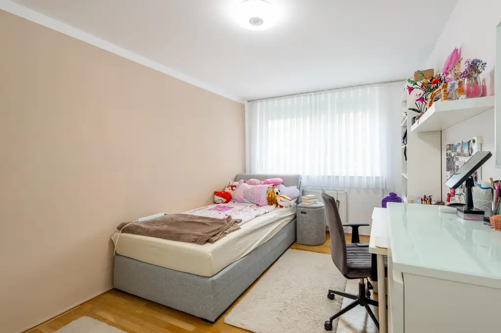 Liebevoll sanierte 3-Zimmer-Wohnung mit zwei Balkonen nähe Stadtstrand