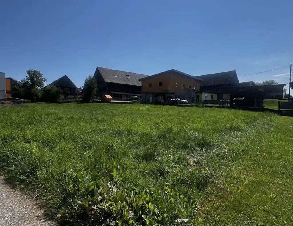 Traumhafte Baugrundstücke in Ragain: ab 400 m² mit Berg- und Fernblick
