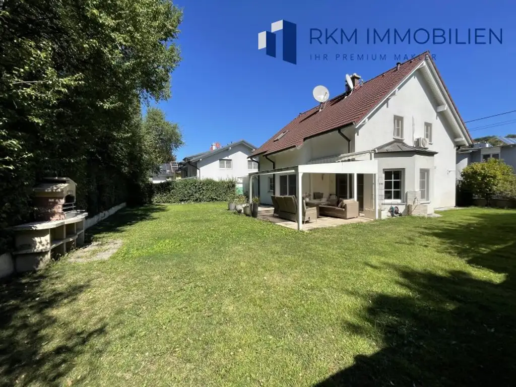 Traumhaftes Einfamilienhaus in Wien: 7 Zimmer, Garage und viel Platz für Ihre Familie!