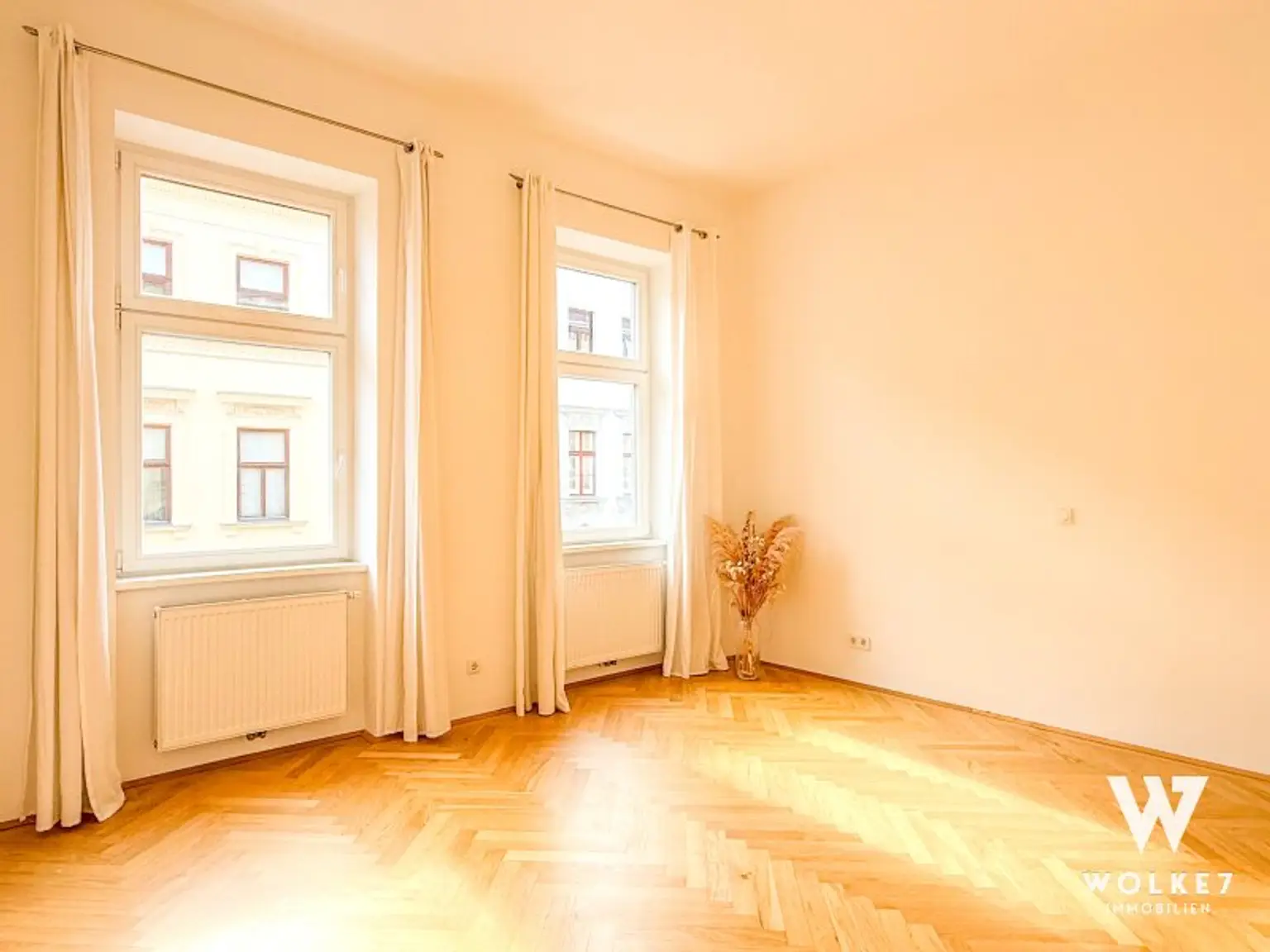 Stilvoller Altbau mit LIFT –  saniert und zentral gelegen I Nähe Eurospar I Nähe AKH | Klimaanlage I Hochwertige Küche