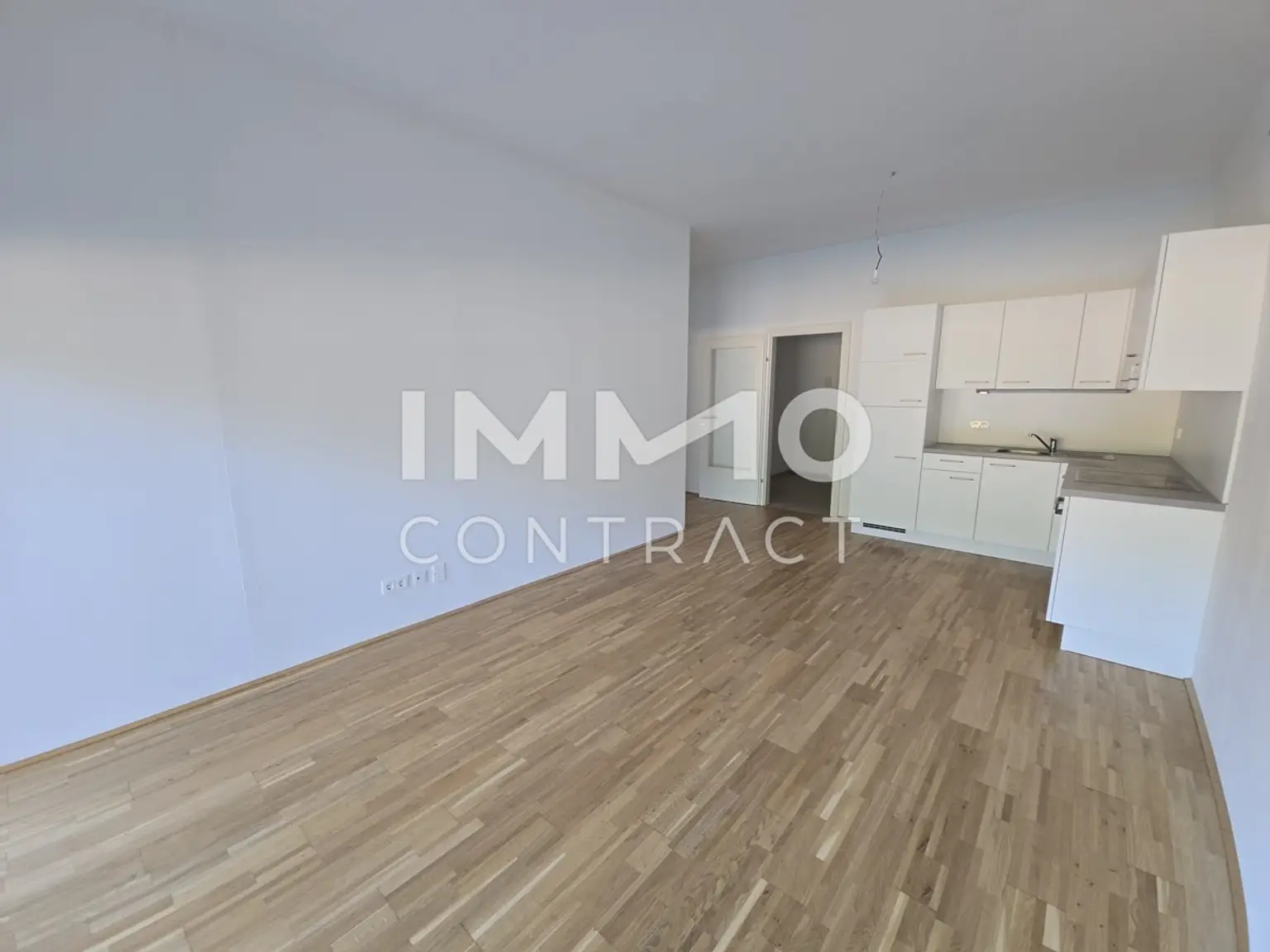 STRASSGANGER Straße 380d : Neuwertige 3 Zimmer- Wohnung mit großem Balkon - Straßganger Straße 380 d - Top 05d