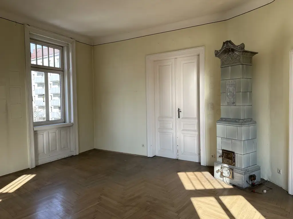 Sanierungsbedürftige Traumwohnung für Familien