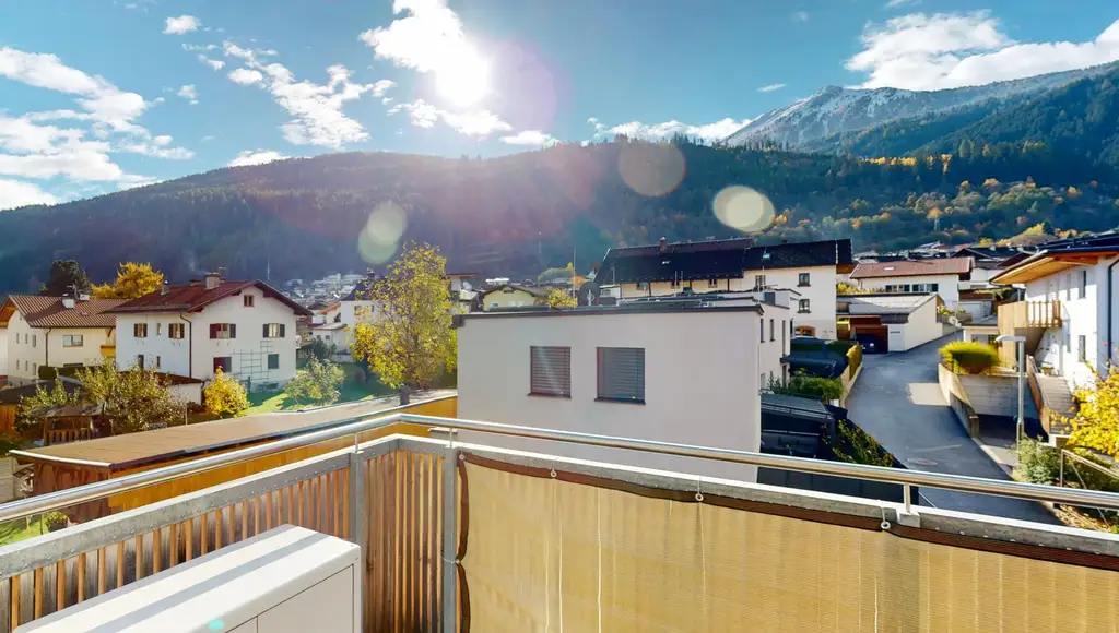 „Licht. Luft. Luxus. – Penthouse Axams“