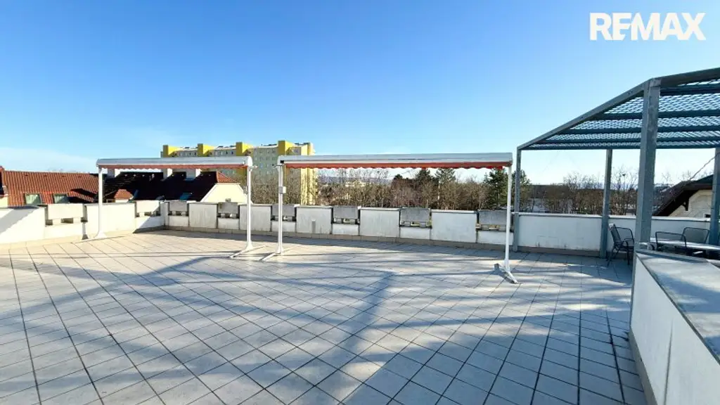 Ehemaliges Seniorenheim, gewerbliche Widmung, große Dachterrasse & 16 Garagen in Wiener Neustadt – Top Chance!