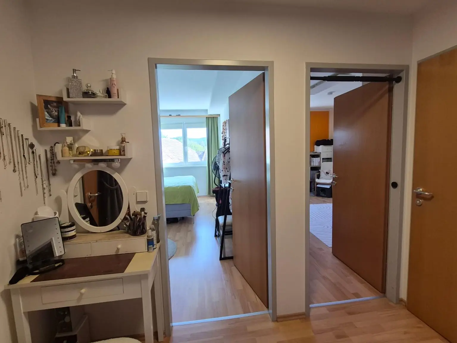 SCHÖNE MAISONETTEWOHNUNG IM ZENTRUM VON NEULENGBACH