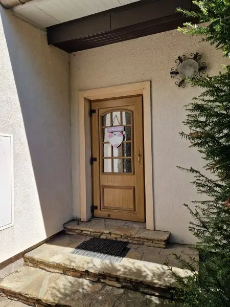 FAMILIENTRAUM! 6 ZIMMER UND EIN GARTEN ZUM HERUMTOBEN!