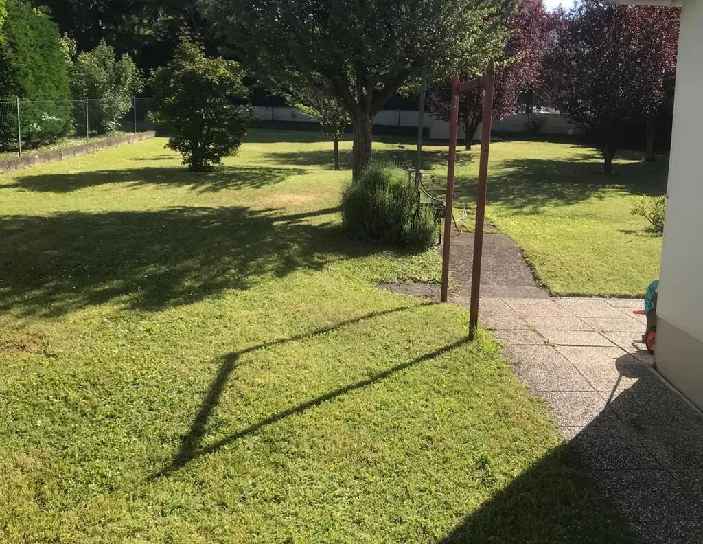 Grundstück mit Altbestand in attraktiver Wohngegend in Oberlaa !