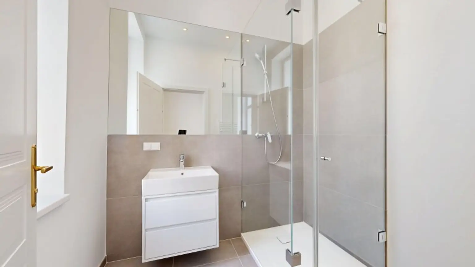 Badezimmer 2