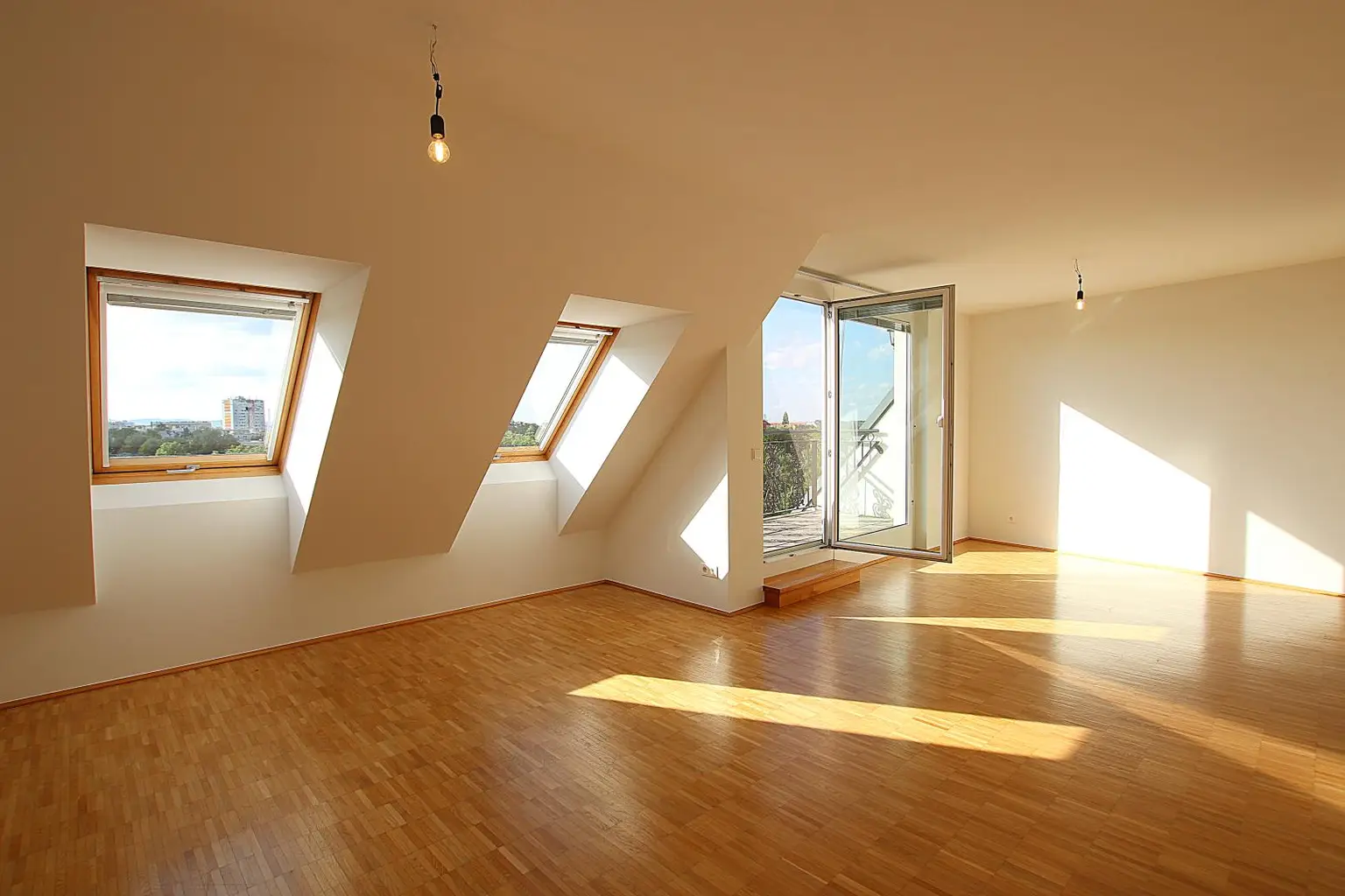 Panorama Aussicht auf einen Park - DG Wohnung in einer tollen Lage!