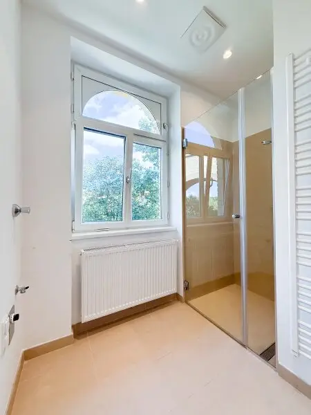Helle 2-Zimmerwohnung im 23.Wiener Gemeindebezirk zu vermieten | OHNE Lift; 2.OG
