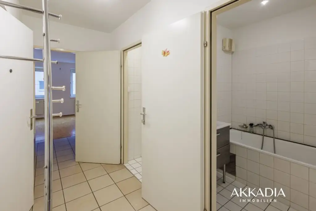 Ruhige 2-Zimmer-Wohnung mit Gartenblick und Garagenplatz