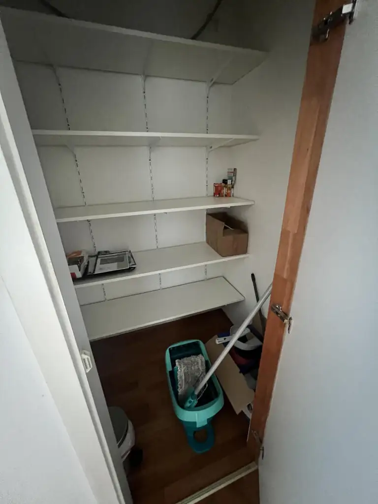 Sanierte 4-Zimmer-Wohnung mit 2 Balkonen und traumhaftem Blick über Graz inkl. Stellplatz