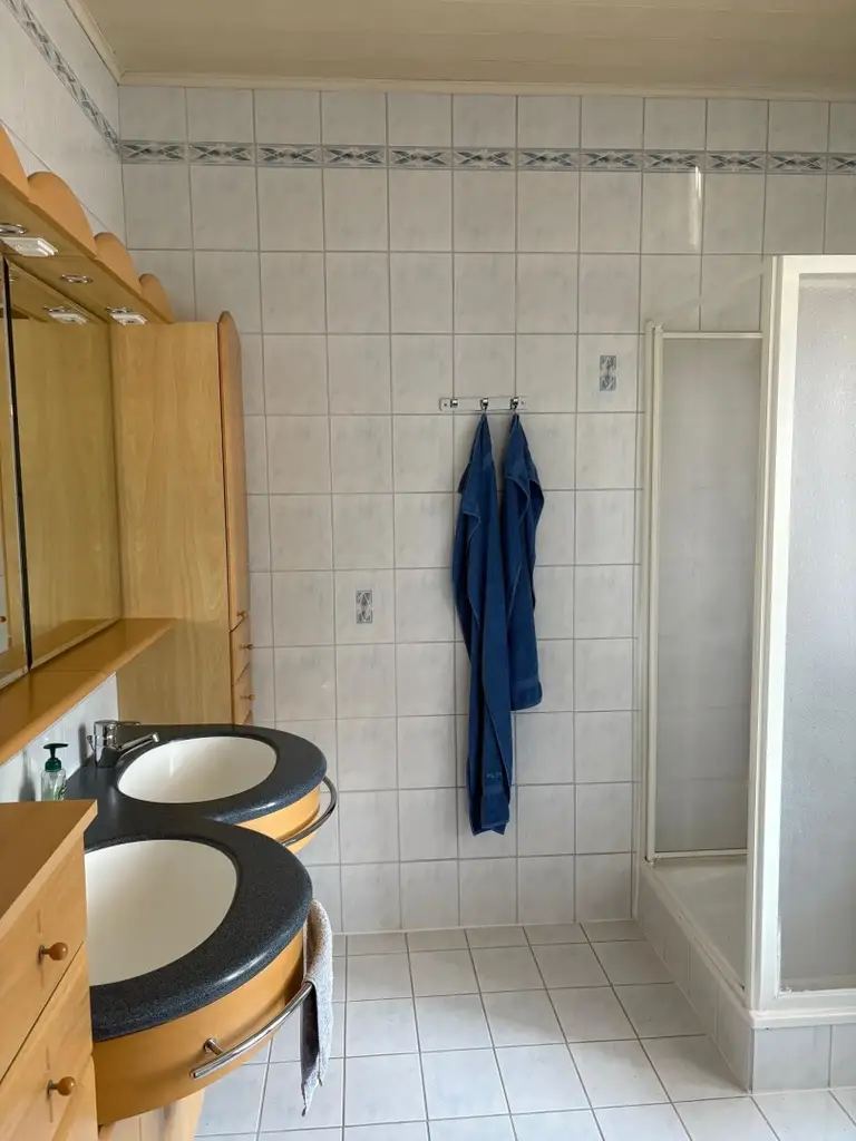 "Bungalow mit großem Keller am schönen Wagram"