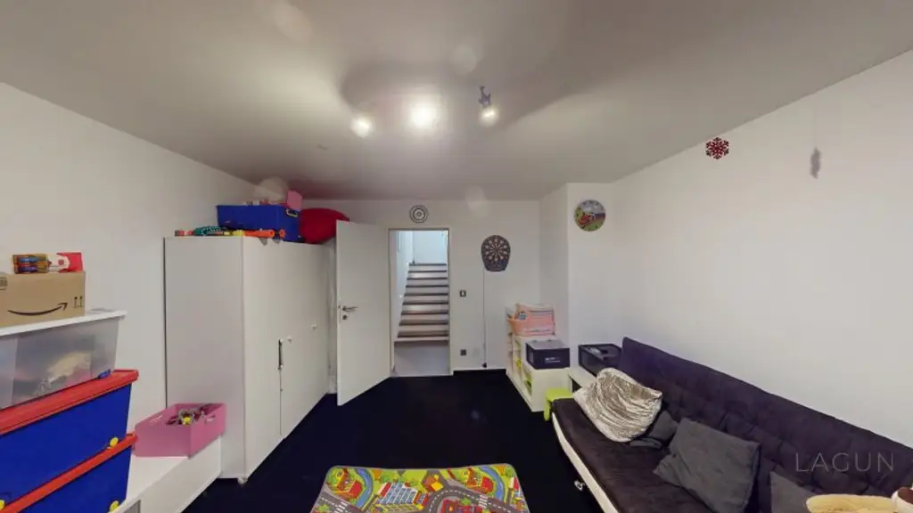 Hochwertiges Luxus-Einfamilienhaus in Maria-Lanzendorf