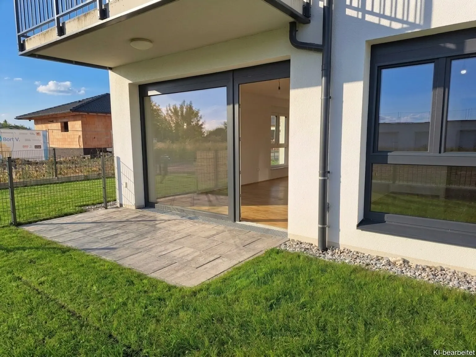Endlich in den eigenen vier Wänden - Neubau: Ca. 73 m² Wohnung mit ca. 43 m² Eigengarten