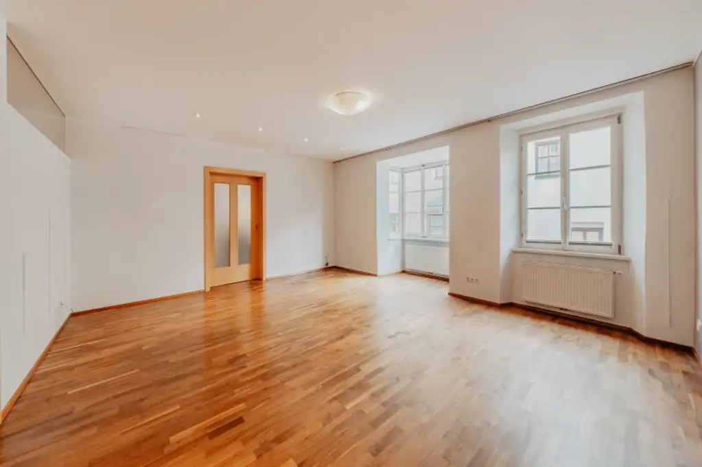 Neuer Preis: 5,5-Zimmer-Wohnung in Haller Altstadt