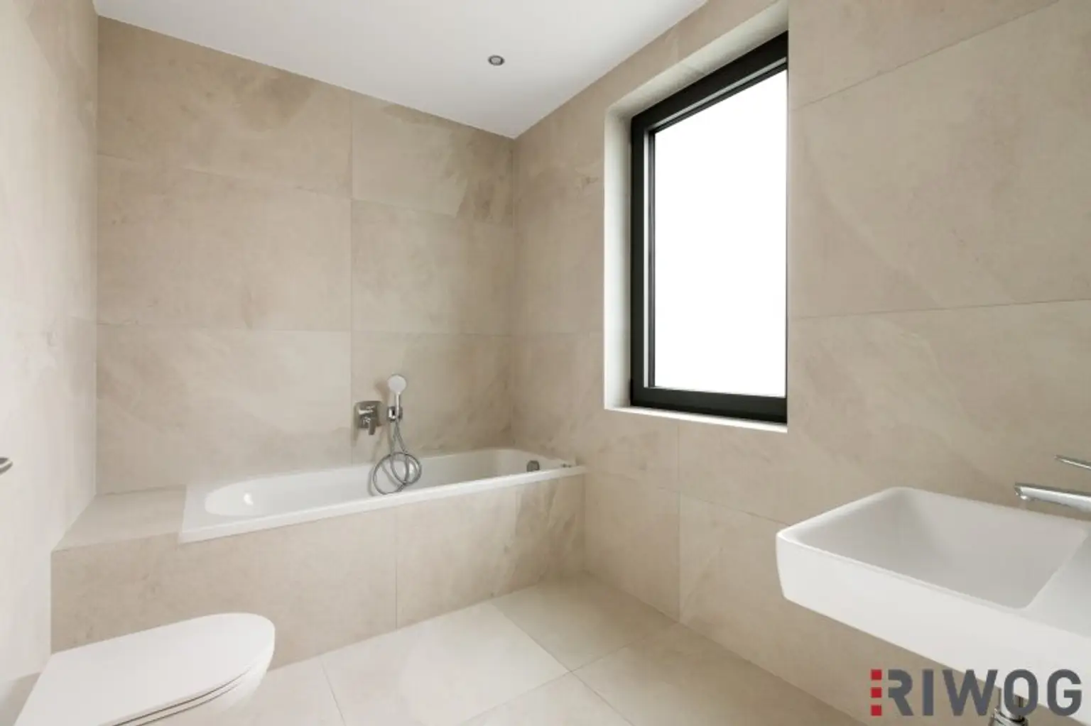 ERSTBEZUG | 5 Zimmer | Exklusive Doppelhaushälfte  | ca. 104 m² Garten | Luftwärmepumpe | KFZ-Stellplatz | 5 Minuten ins Zentrum Perchtoldsdorf