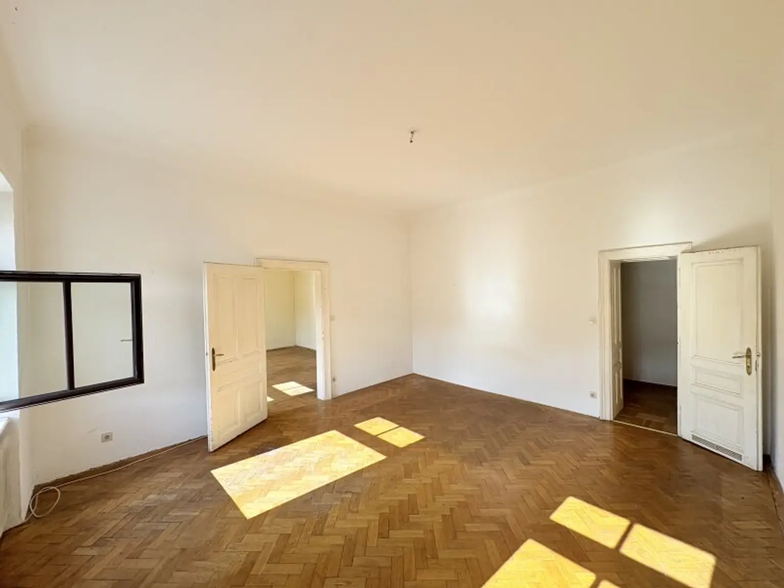 Charmante 4-Zimmer-Wohnung in 1120 Wien – Ihr Sanierungsprojekt zum Top-Preis!