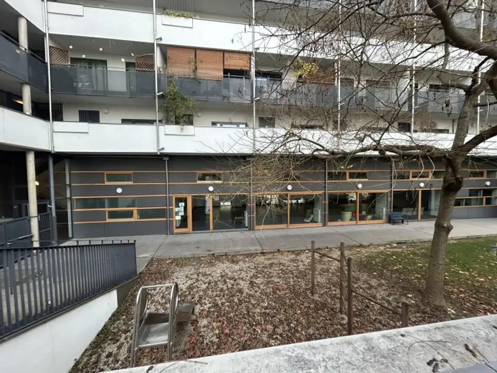 Bright 3-Room Apartment with Southeast-Facing Loggia in Prime Location – Near U1 Kagran & Donauzentrum