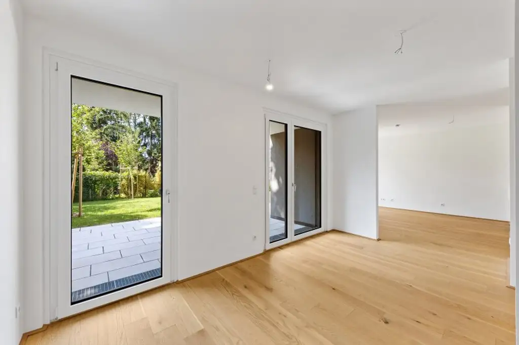 floé 225 - letzte freie Gartenwohnung: 3 Zimmerwohnung mit 3 Terrassen und 179m2 Eigengarten