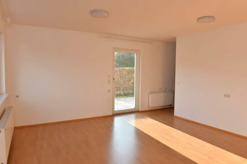 St. Peter- Neue Welt Höhe:  2-Zimmerwohnung mit  Terrasse und Gartenanteil.