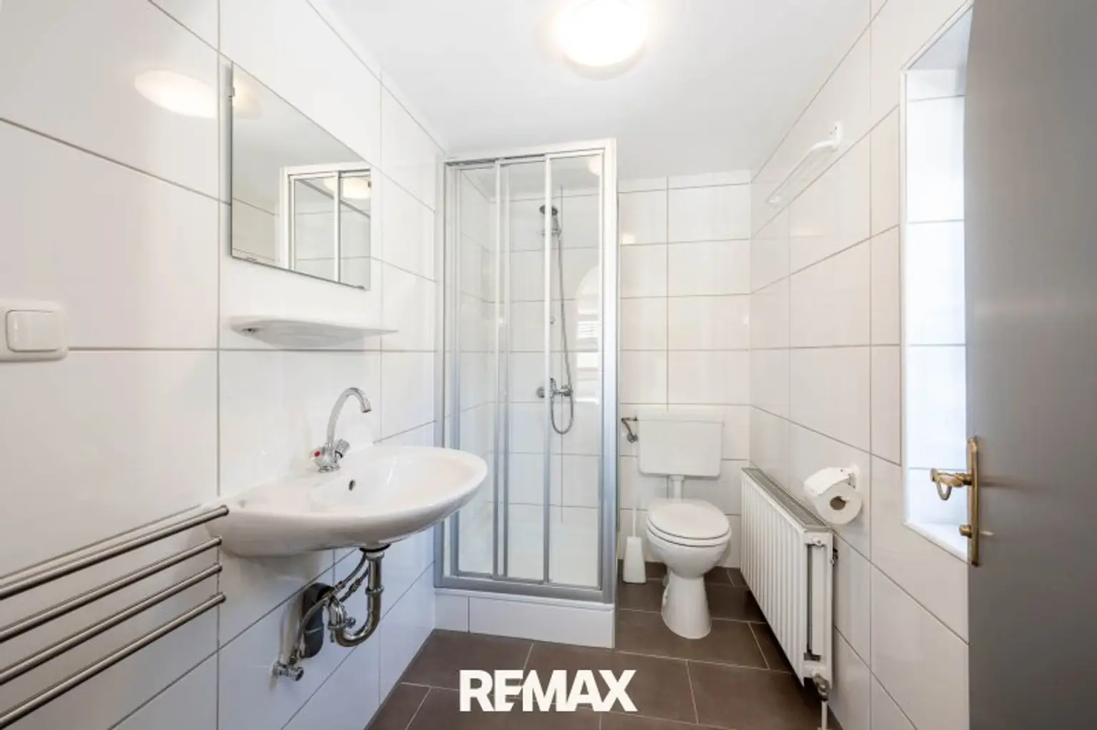 "Zukunft mit Aussicht" – Haus mit 4 Apartments und Eigentümerwohnung