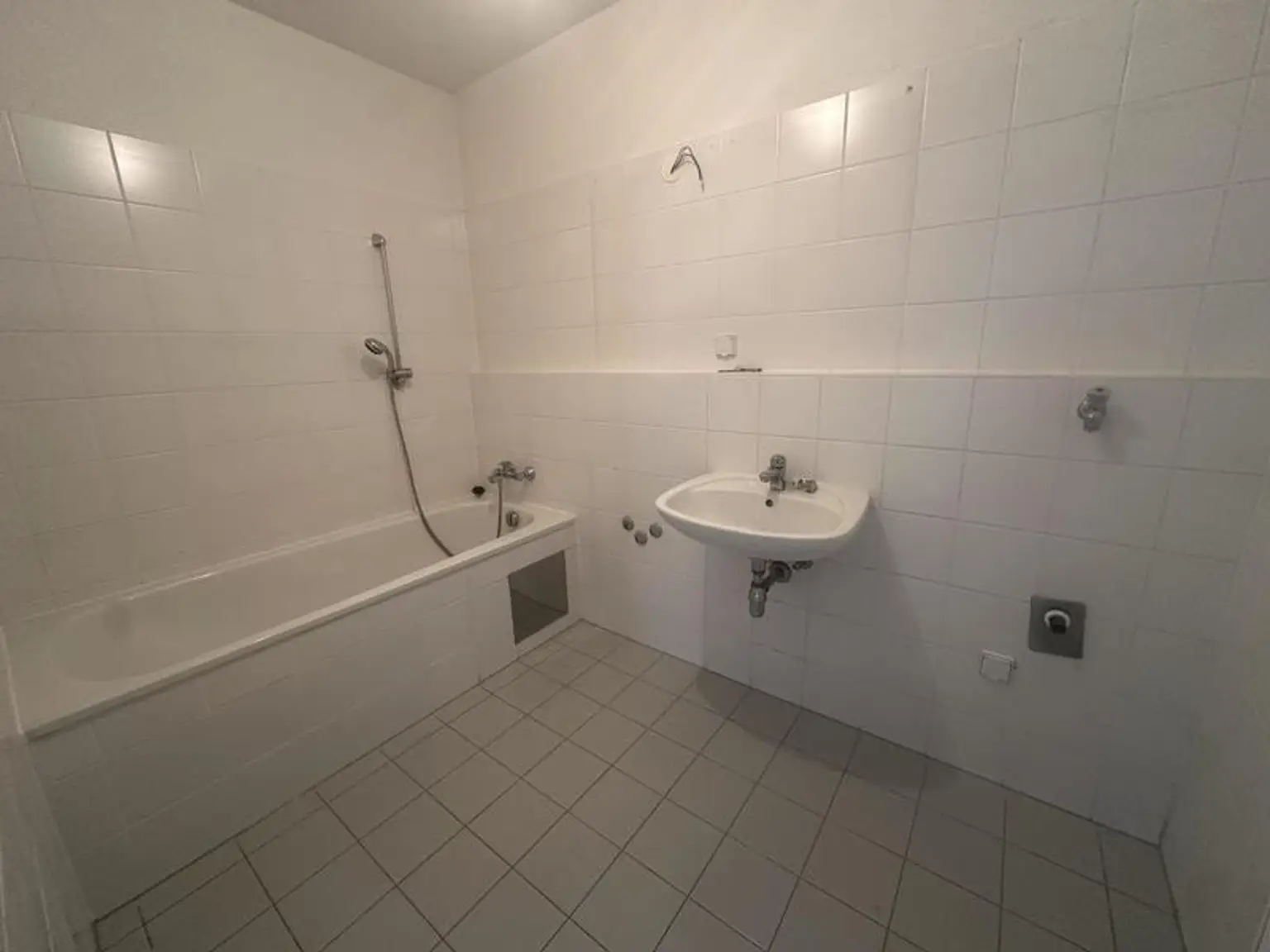 3 Zimmer Eigentum mit Loggia und Erker