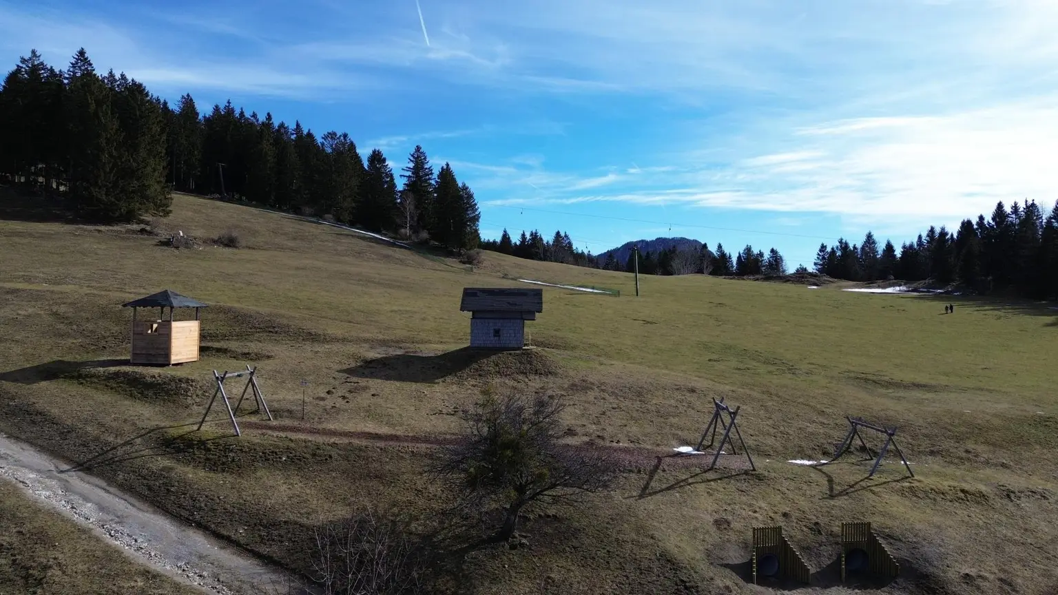 Spielplatz vor der Alm