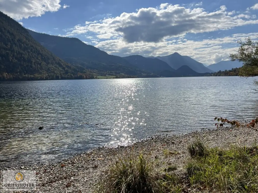 Traumhafte  Eigentumswohnung am Grundlsee mit Swimmingpool und Seezugang