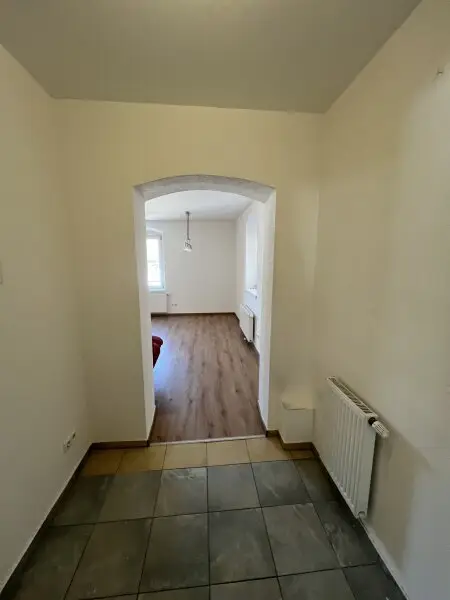 JENBACH - Teilmöblierte 3 Zi.- Mietwohnung - Nähe Bahnhof
