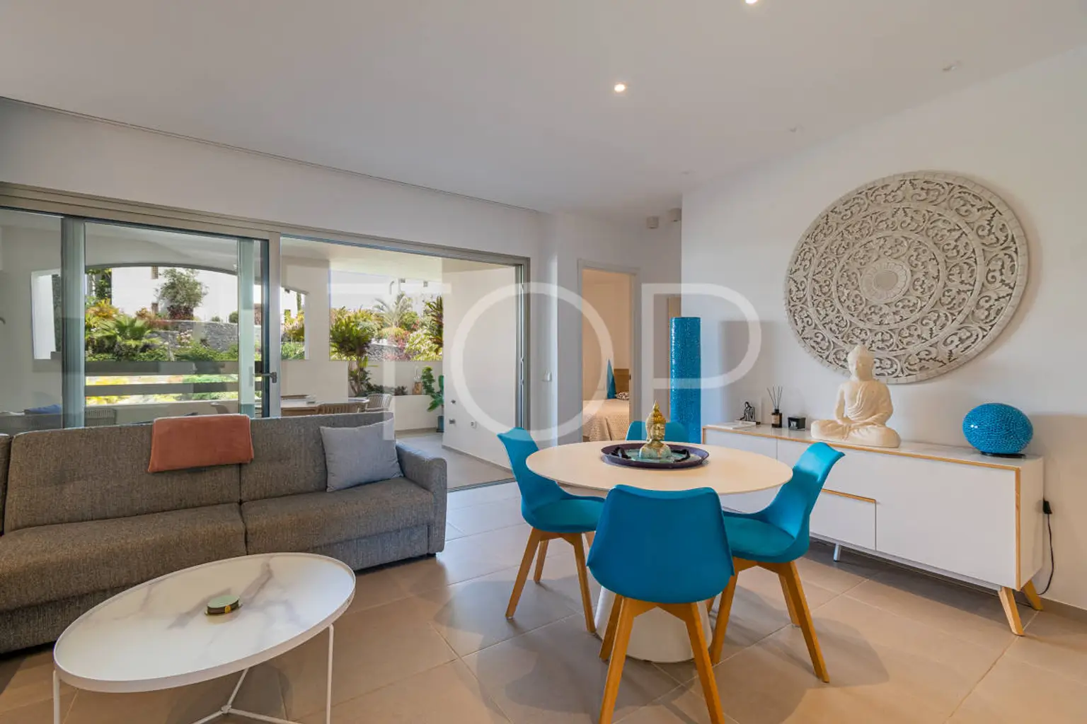 Apartment-El-Palm-Mar-Jardines-Menceyes-Salon-Tenerife