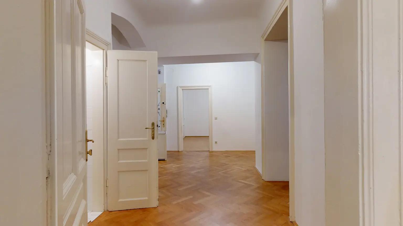 Altbaucharme in bester urbaner Lage