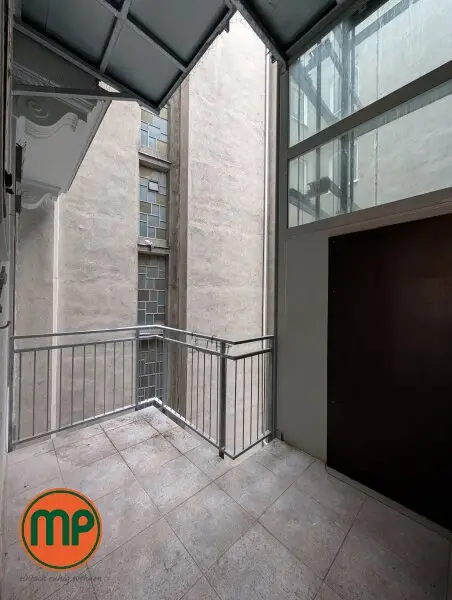 Eleganz trifft Geschichte - stilvolle Altbauresidenz an der Linken Wienzleie