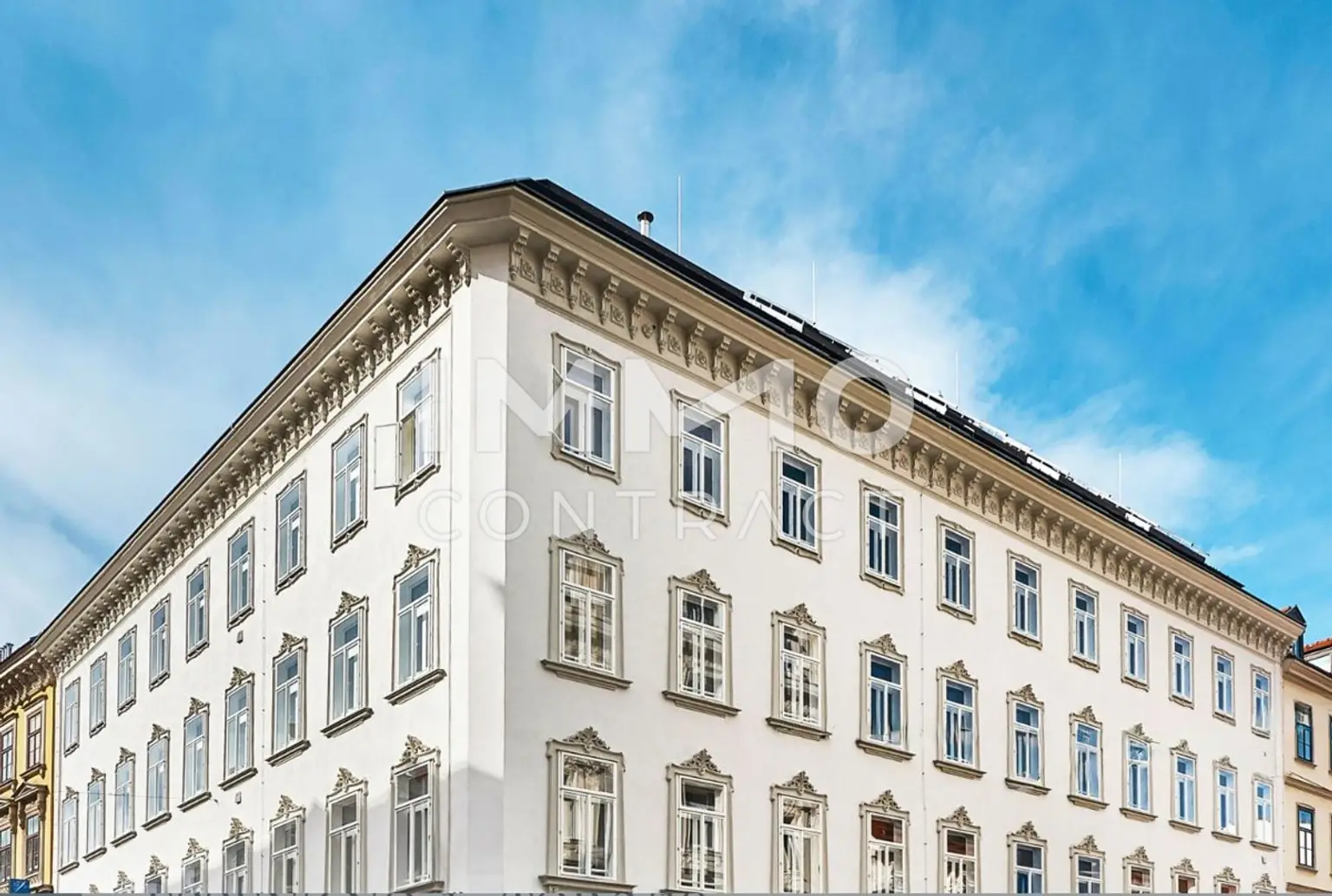 NEW! Modernes Dachgeschoss mit großer Loggia und Weitblick. ERSTBEZUG!