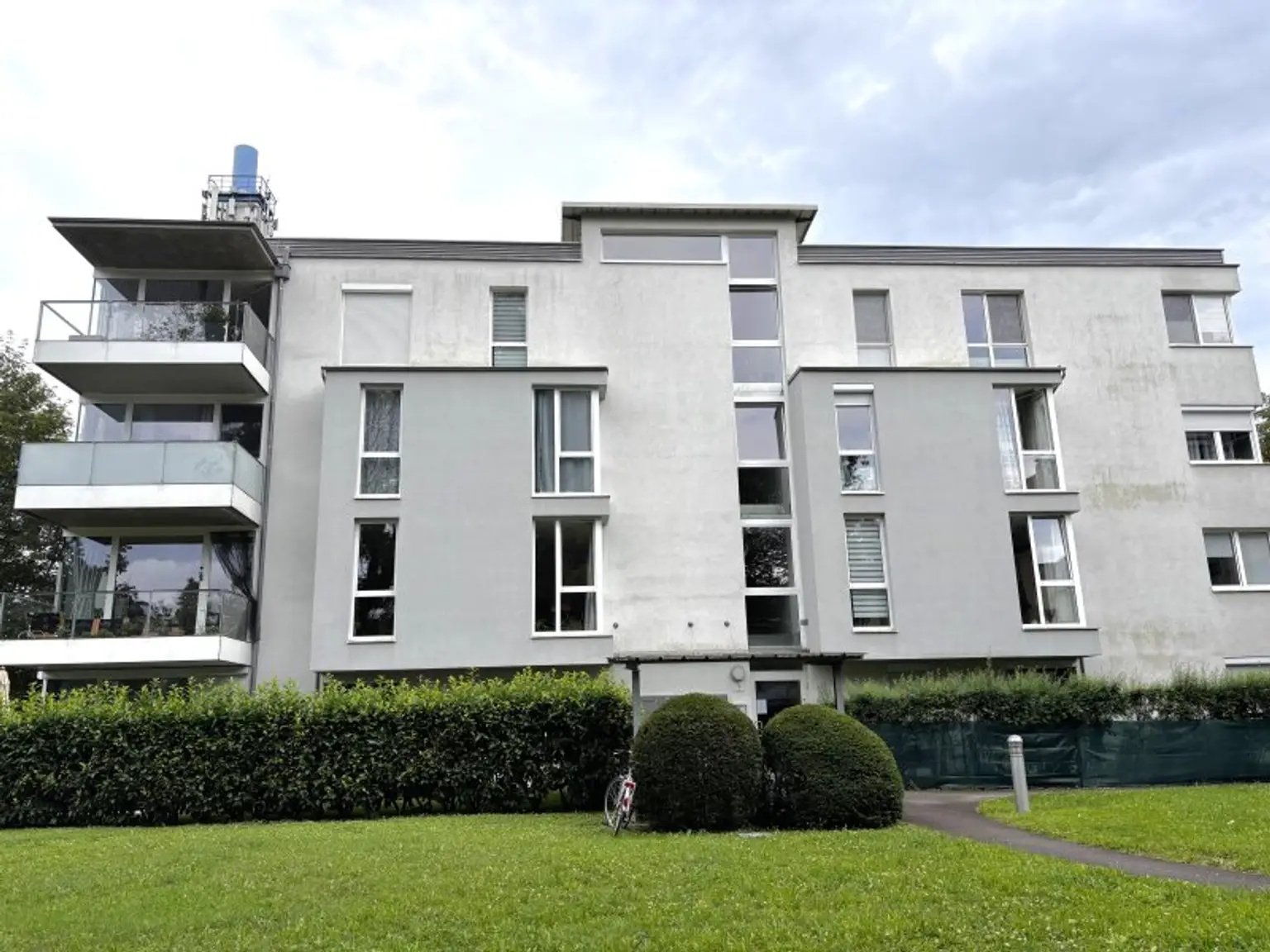 Toller Grundriss - 3 Zimmer Wohnung mit Balkon und Garagenplatz in Linz