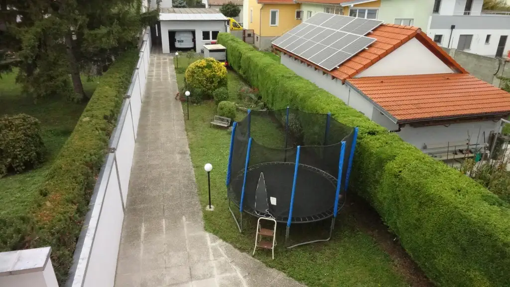 Exklusives Einfamilienhaus in ruhiger Lage!