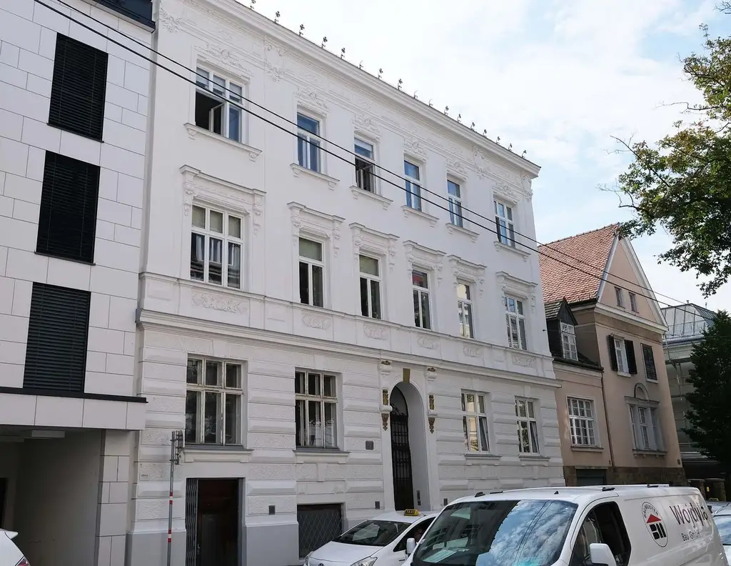 Zinshaus in Döbling mit bewilligtem Dachgeschoßzubau