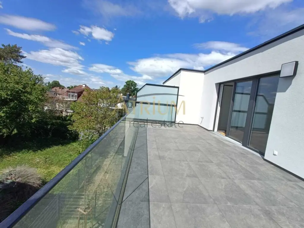 Reihenmittelhaus mit 5 Zimmer, Garten, 2 Terrassen – Erstbezug!