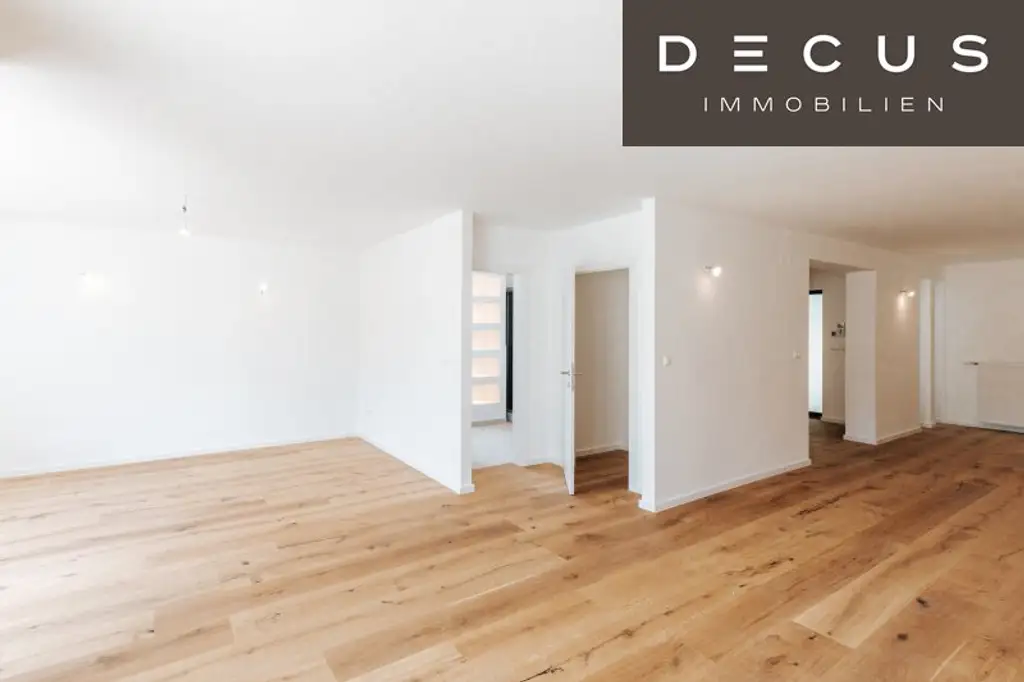 ERSTBEZUG! Luxuriöse Villa mit Sauna und Indoor-Pool!