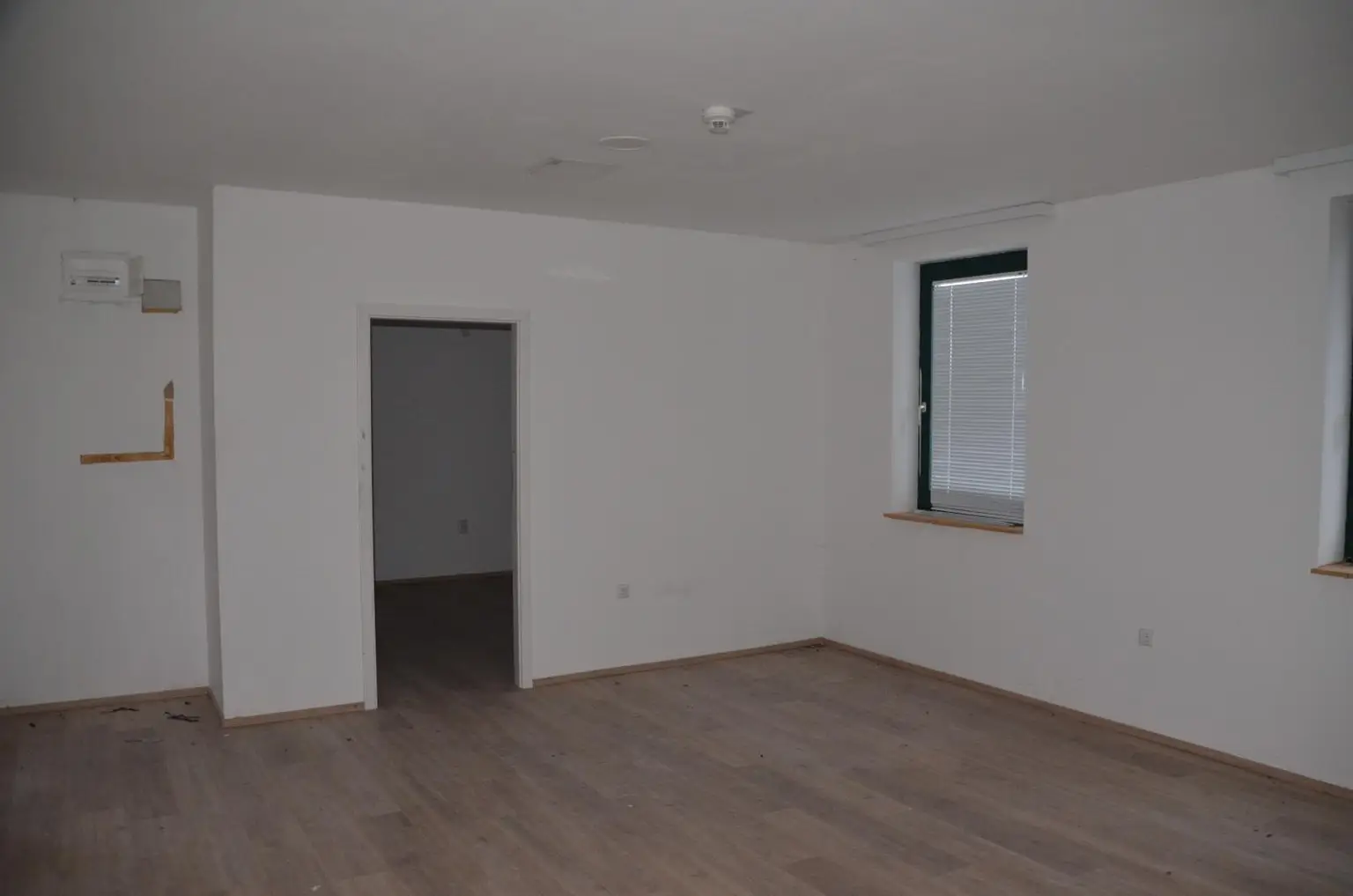 Büro_Ansicht 1