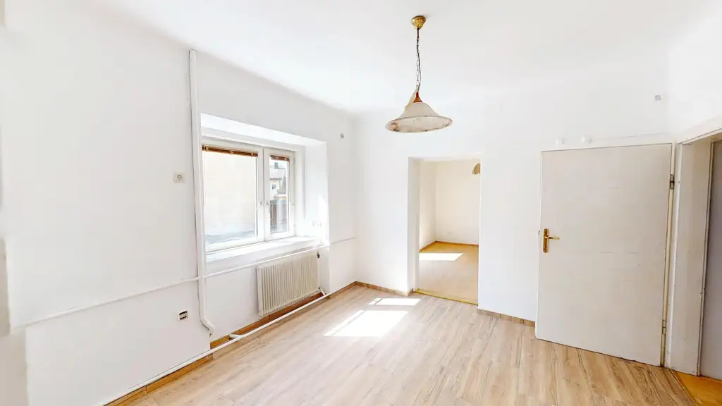 RARITÄT IN GABLITZ - GRUNDSTÜCK MIT ALTBESTAND IN BESTLAGE