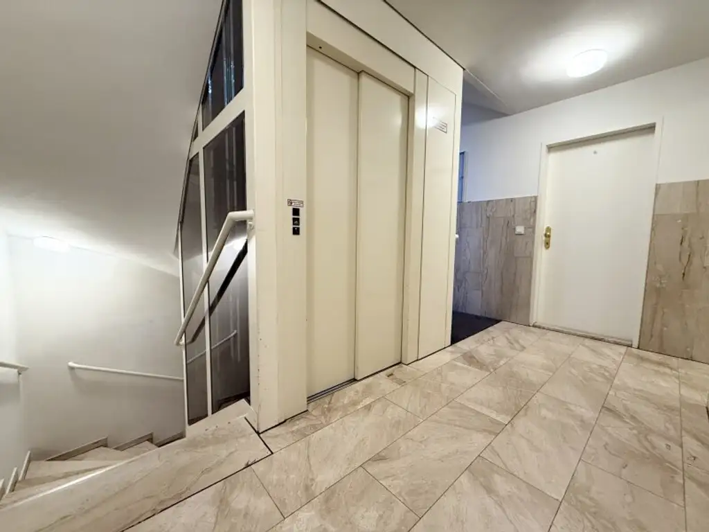 absolute Ruhelage: Helle, sonnige 3 Zimmer Wohnung mit Balkon und Terrasse in Grünlage Ober St.Veits 1130 zu mieten!