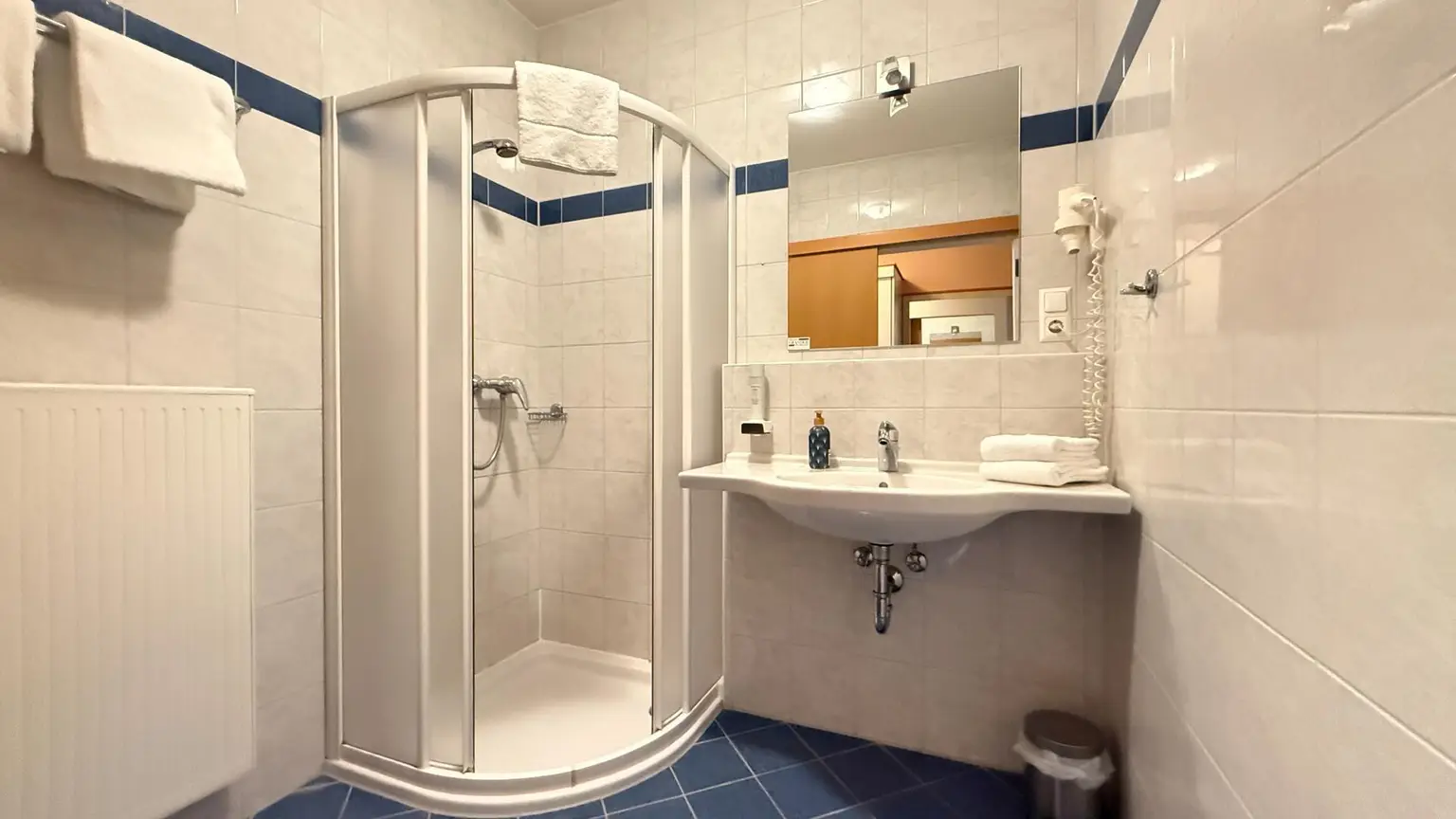 Badezimmer Zimmer 1