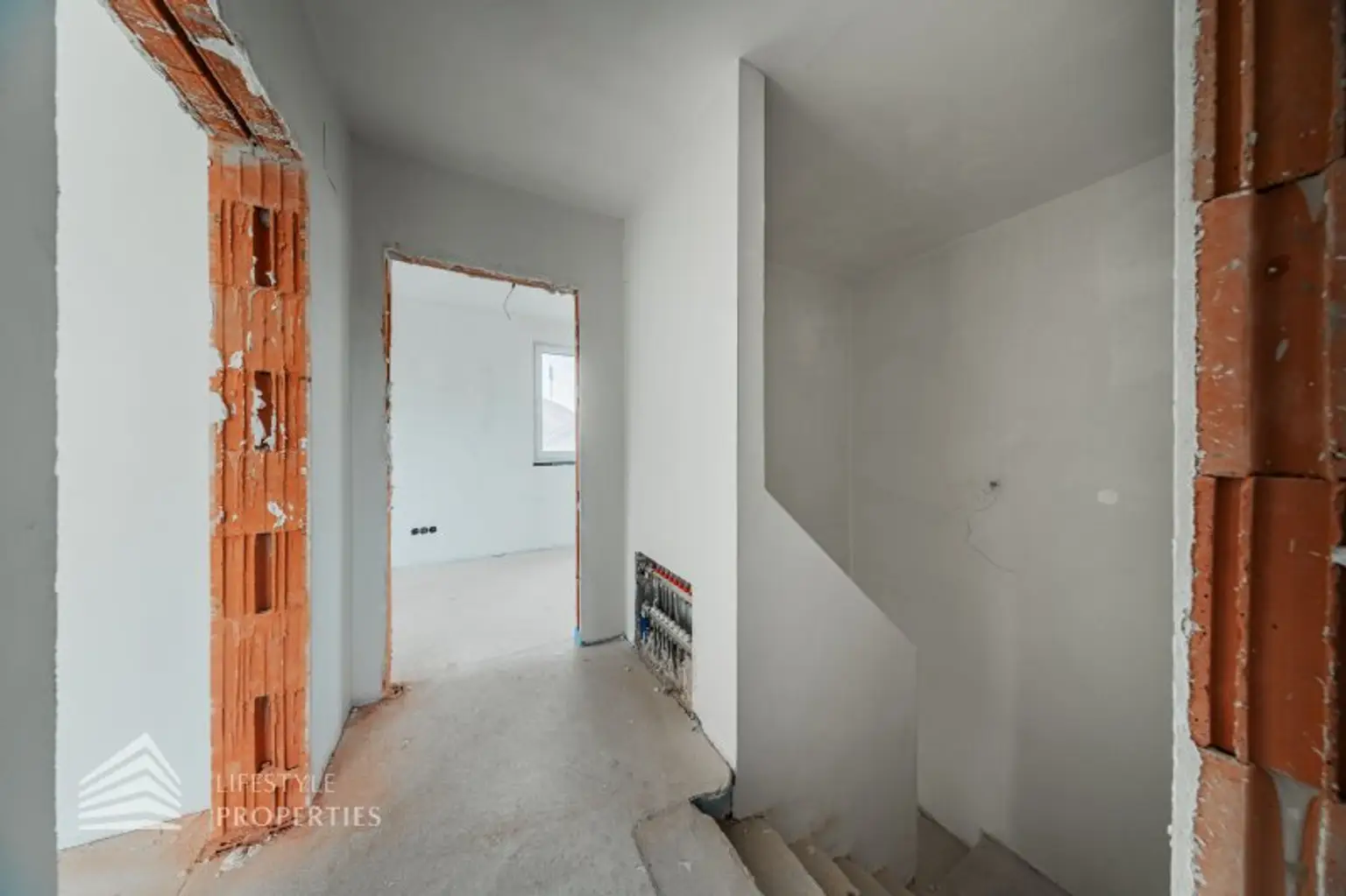 Belagsfertiges Reihenhaus mit Garten & Dachterrasse in ruhiger, zentraler Lage von Wien-Simmering