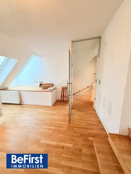 Einzigartige Gelegenheit: Traumhaftes Mehrfamilienhaus in eleganter Lage von Gersthof