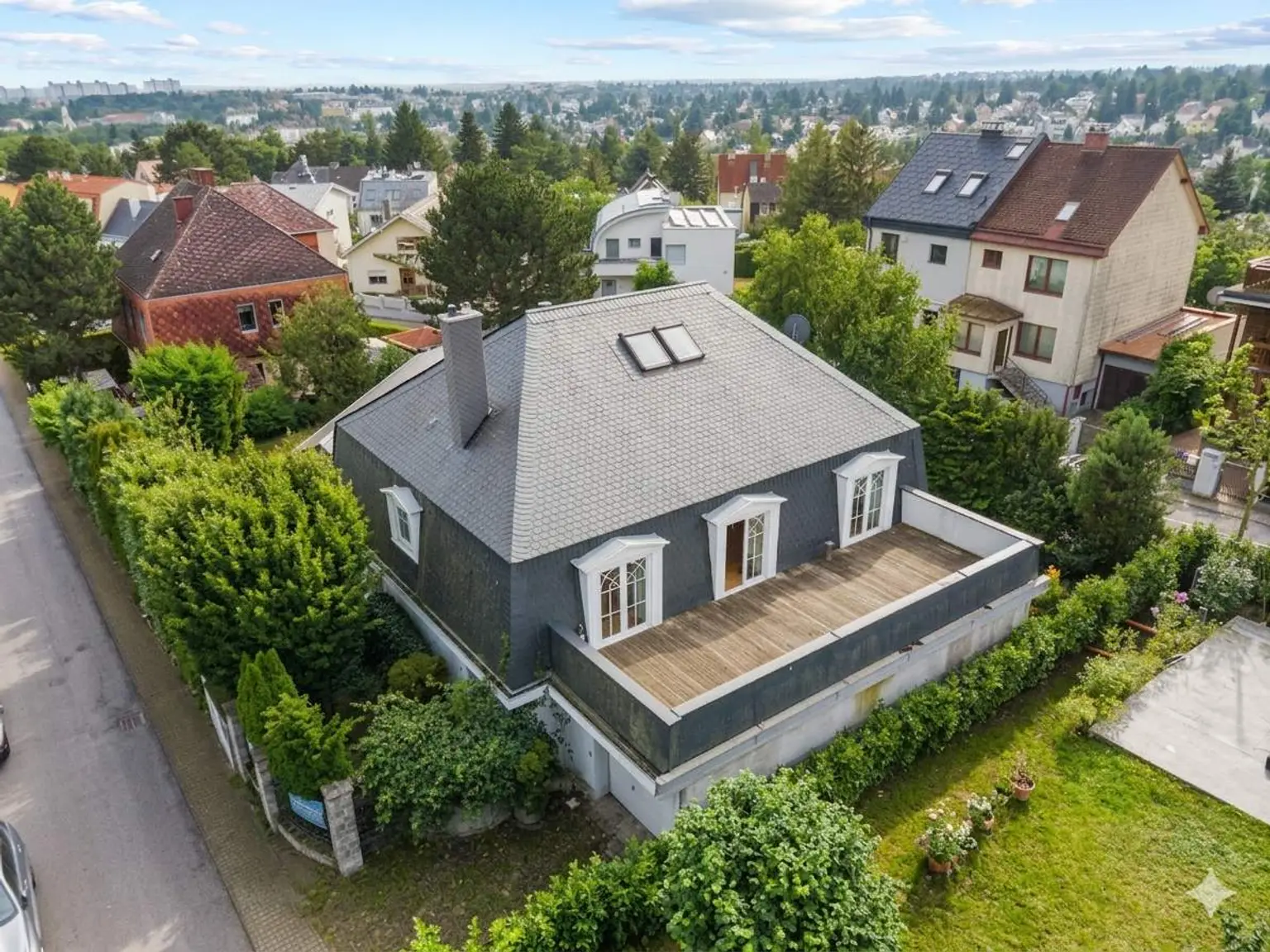 Bild 2 | ++ Exklusive VILLA mit CHARAKTER ++ Nähe HERMESSTRASSE | Prima Service Immobilien