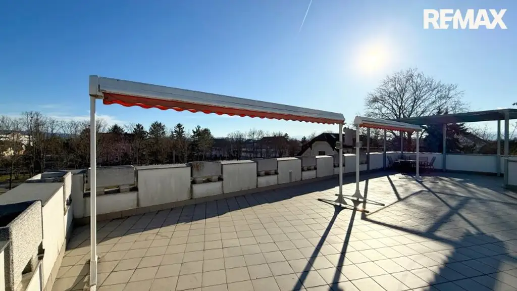 Ehemaliges Seniorenheim, gewerbliche Widmung, große Dachterrasse & 16 Garagen in Wiener Neustadt – Top Chance!